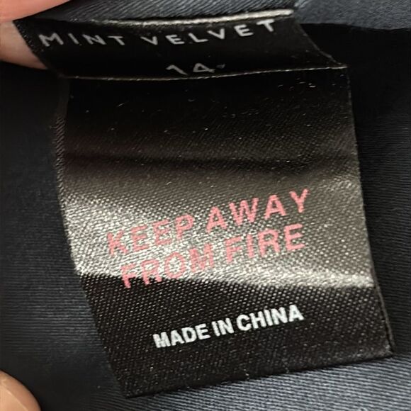 Mint velvet linen cotton blend Black and Cream Top Womens Size 14 with lining. - Picture 13 of 14